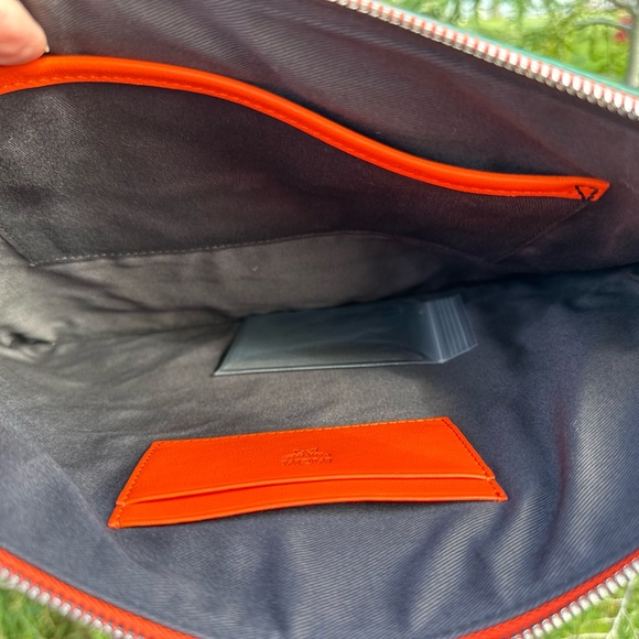 💚🧡MCM Unisex Clutch, Pouch, document holder with removable wristlet with Box - Picture 8 of 17